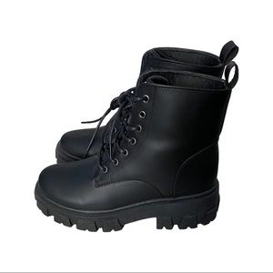 Black Platform Ankle Height Boots